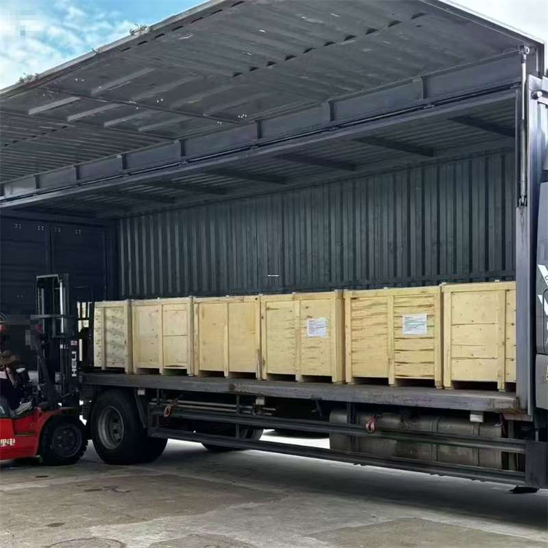 牧野区聂拉木县：物流专线的高效货运之旅